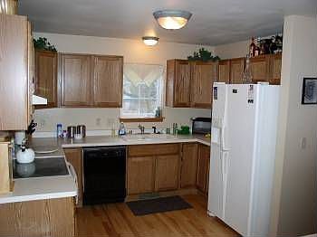 3rd image of N78W22065 Golfview Ln