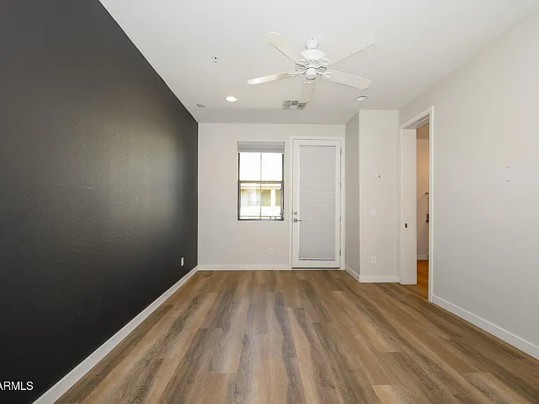 4236 N 27th St #39 — Photo 25
