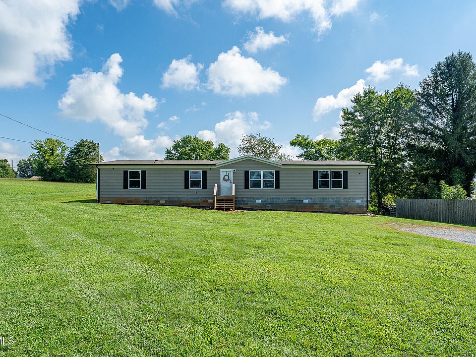 1st image of 447 Sand Valley Rd