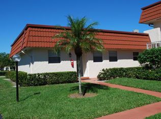 12016 Greenway Cir S APT 101, Royal Palm Beach, FL 33411