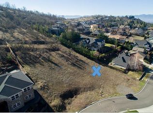 4634 Hathaway Dr, Medford, OR