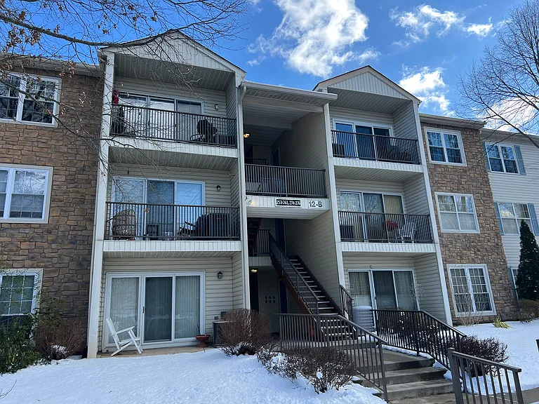 260 Robertson Way #260 — Photo 10
