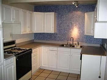 2nd image of 1921 Aster Ave