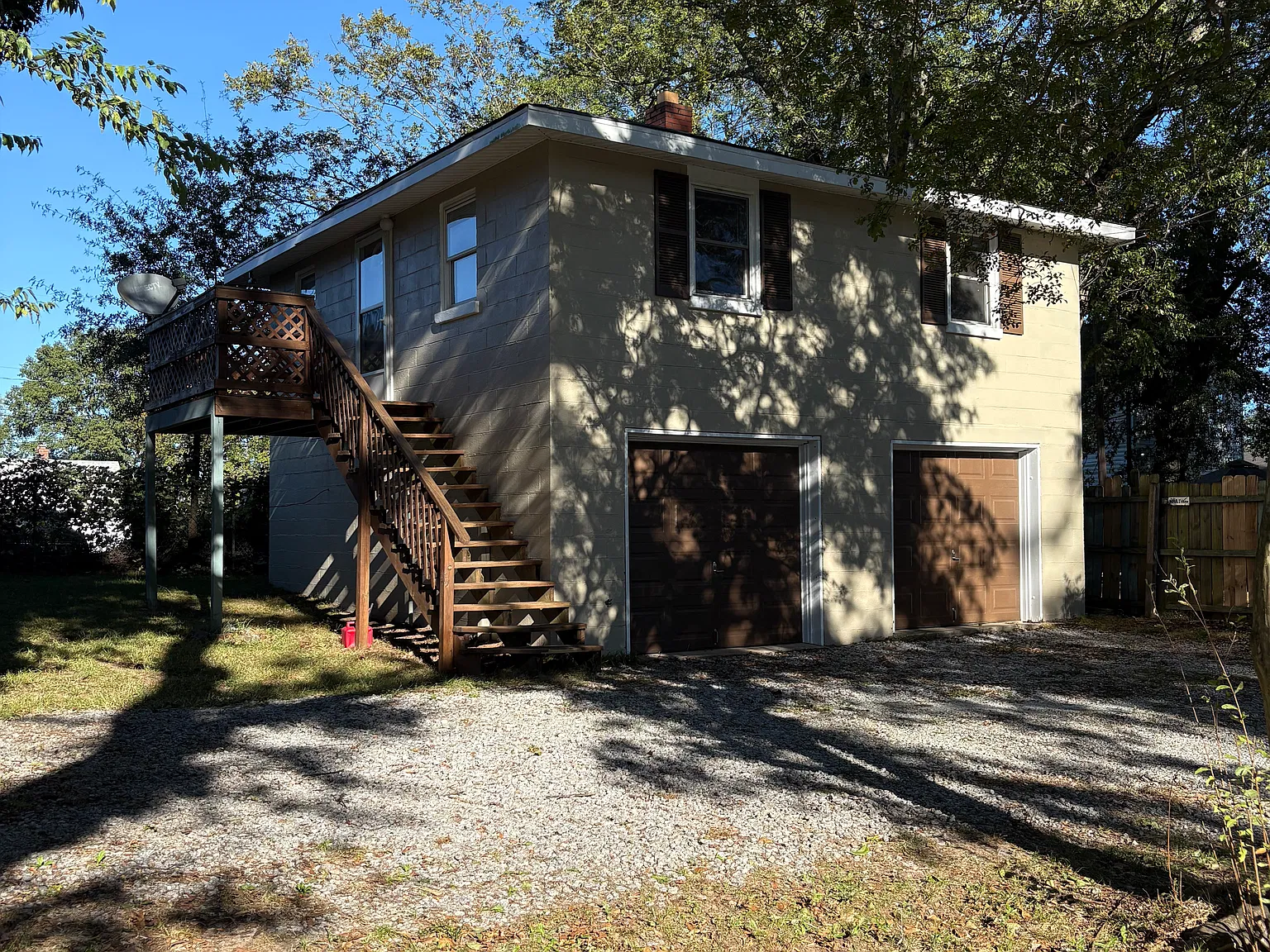 106 Crestone Dr — Photo 2