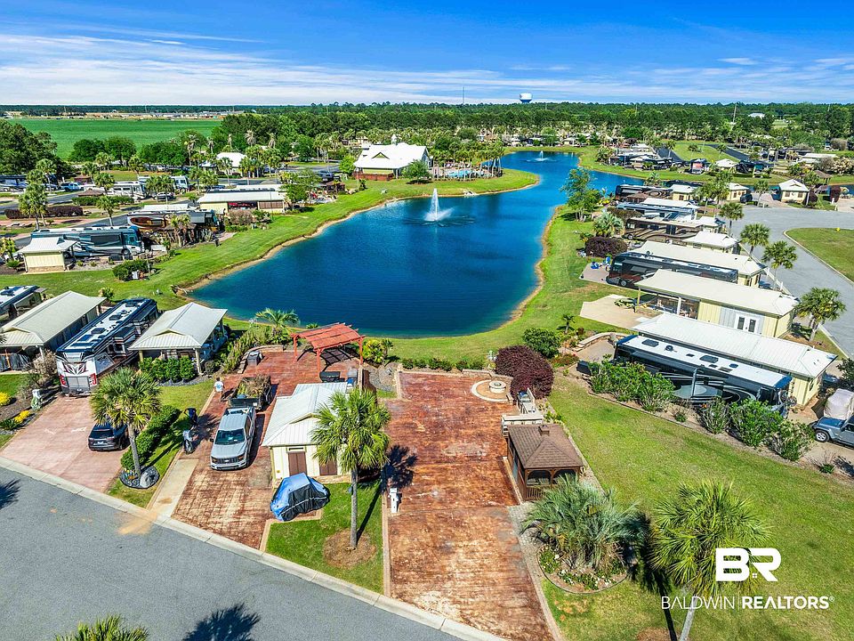 1st image of 525 Portofino Loop