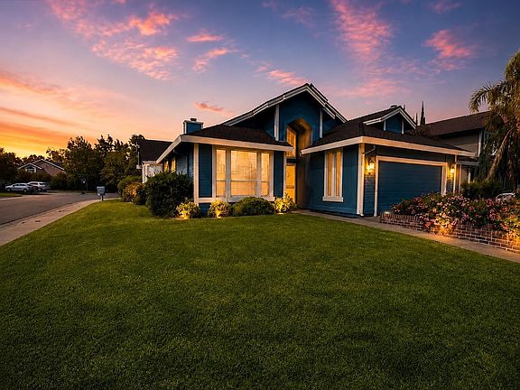 2nd image of 5001 Meadow Pass Way