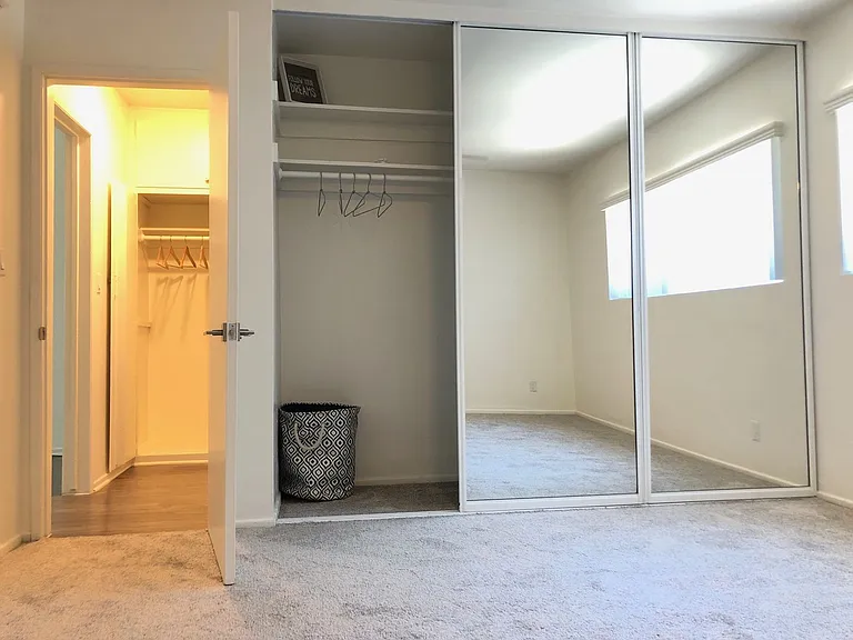 Bleu Apartments — Photo 20