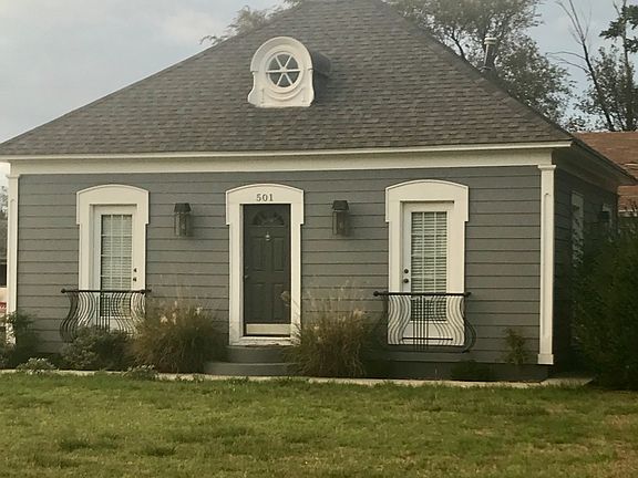 501 E Cypress