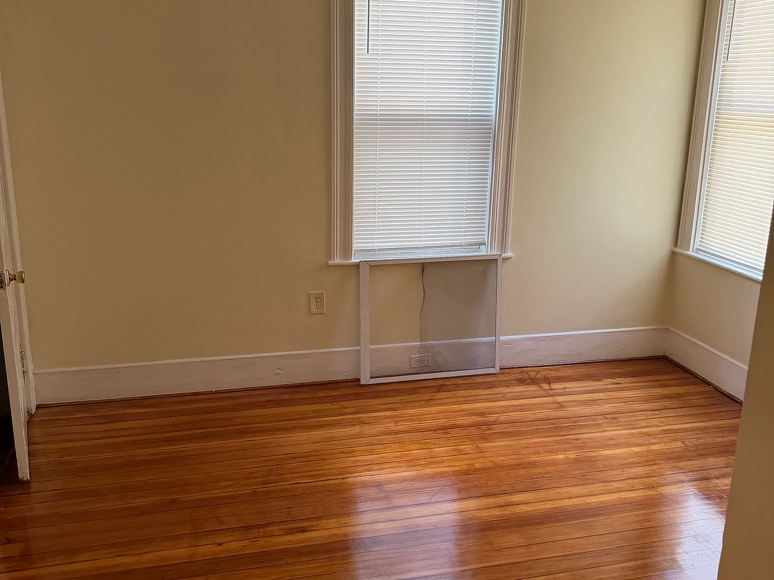 3 bed, $3,100 — Photo 4