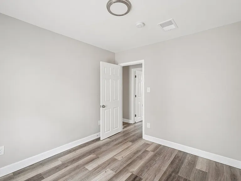 3822 Wabash St — Photo 10