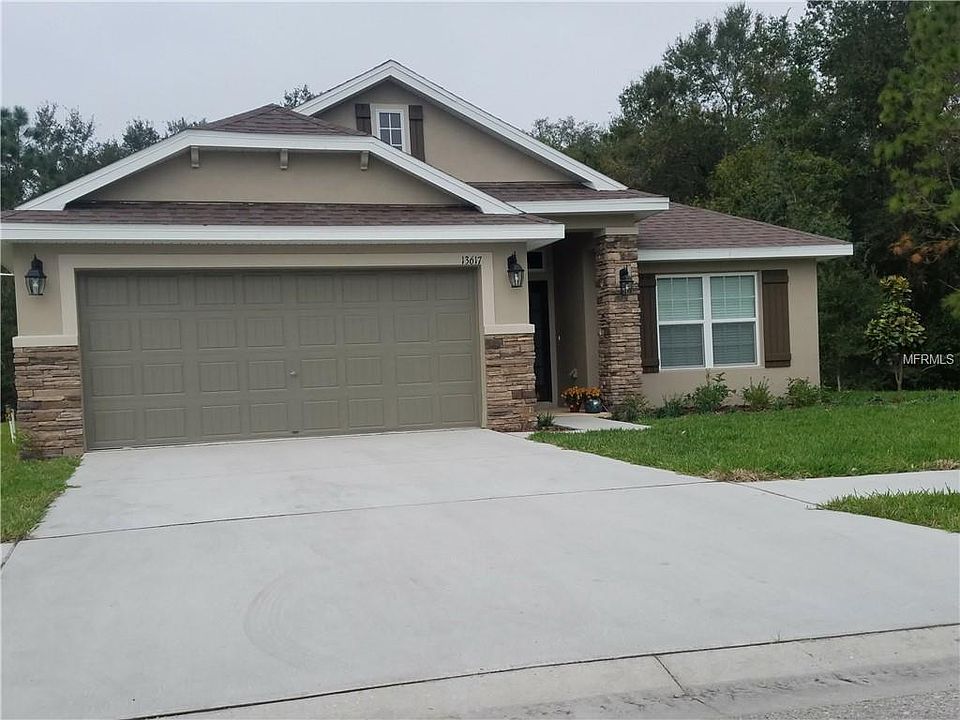 1st image of 12213 Avondale Oak Pl