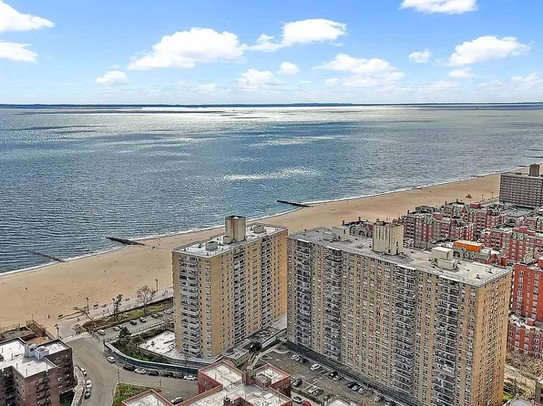 35 Seacoast Ter APT 19C, Brooklyn, NY 11235