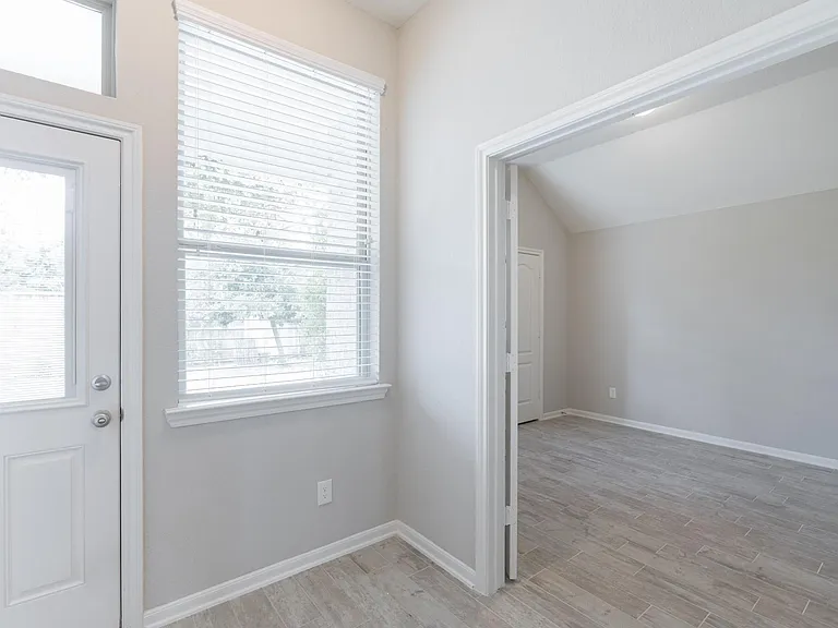 87 Bloomhill Pl — Photo 37