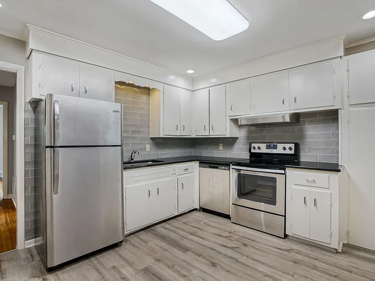 3 Garfield Cir #B — Photo 8
