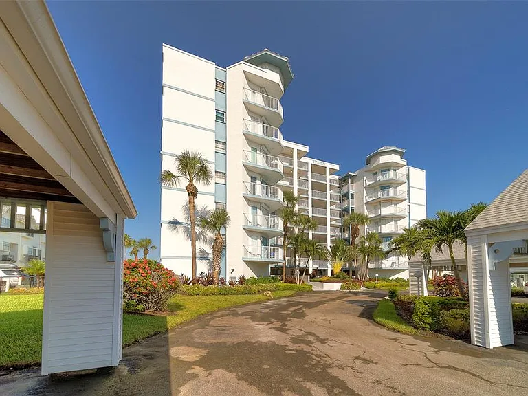 17980 Gulf Blvd #402 — Photo 54