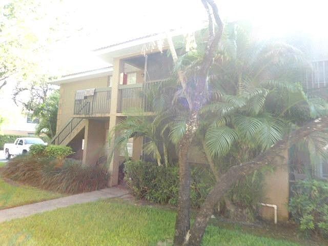 2nd image of 715 NW 104th Ave