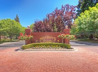 577 E Mariners Cir, Fresno, CA 93730