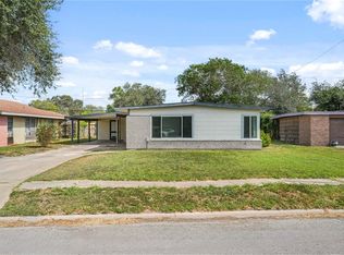 1514 E Johnston Ave, Kingsville, TX 78363
