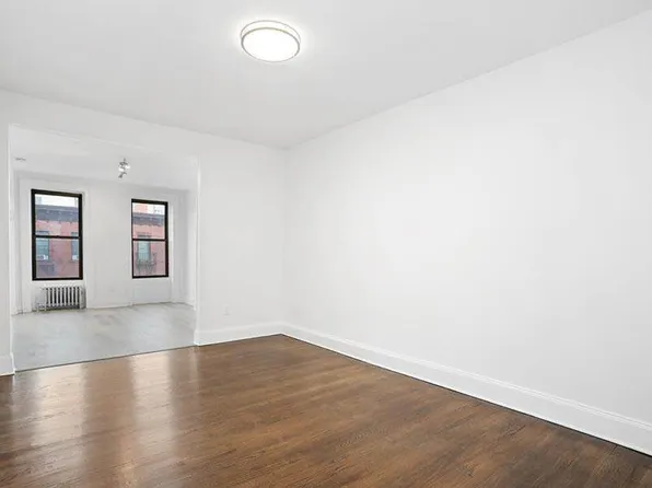 213 5th Avenue image 8 of 19