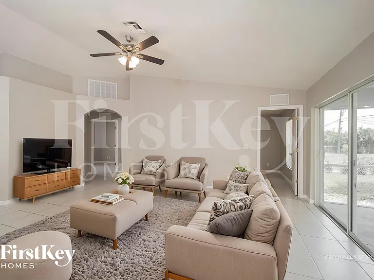 1411 NE 13th Ave — Photo 5