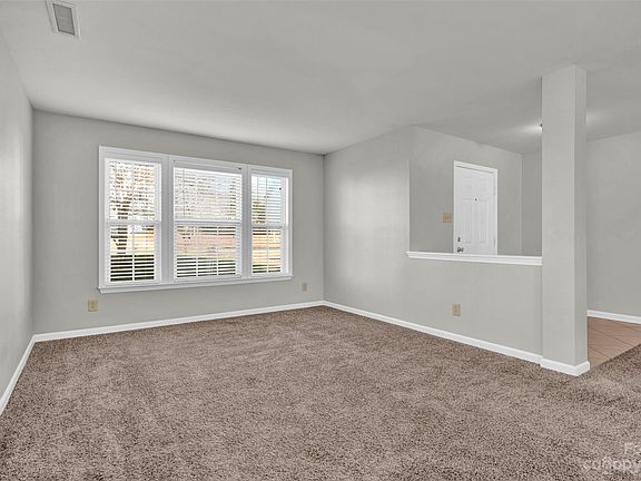 3rd image of 161 Boiling Brook Dr