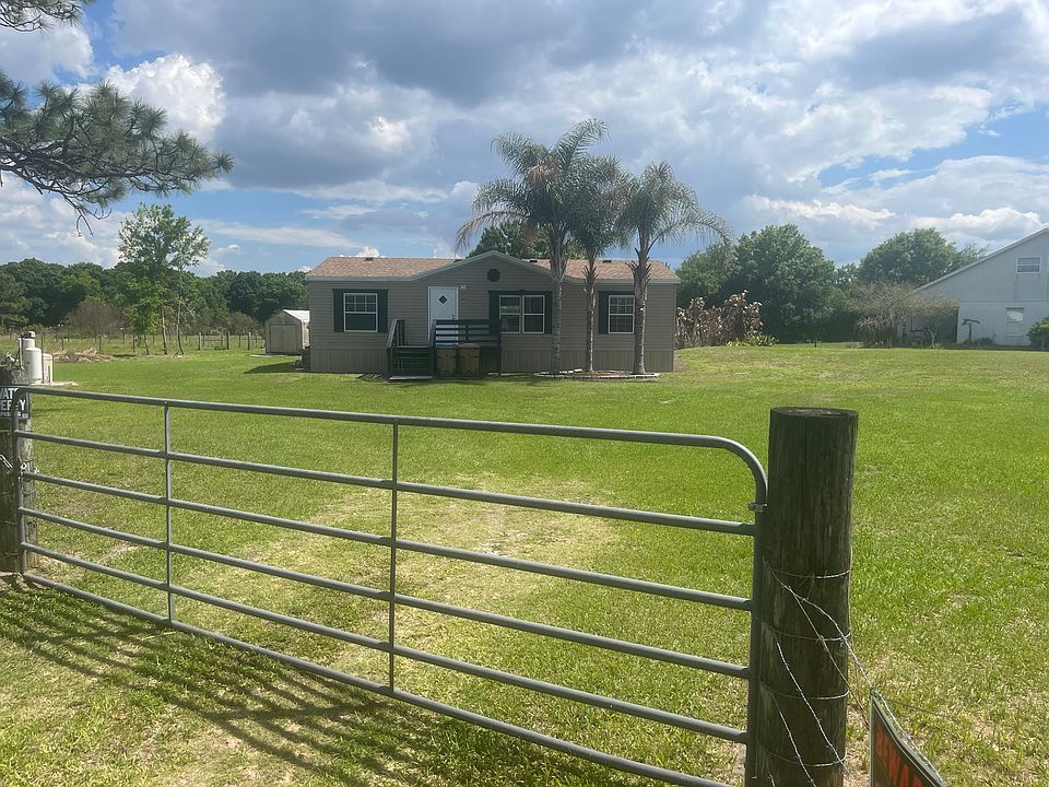 1st image of 4620 Hunting Lodge Dr