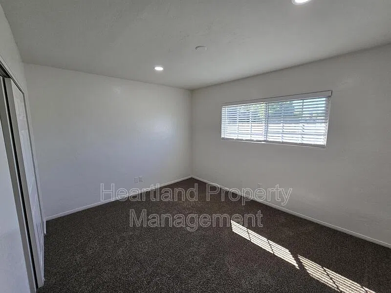 2 bed, 1.0 bath, 838 sqft, $1,995 — Photo 4
