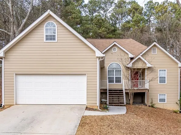 404 Creek Crossing Ct, Grayson, GA 30017