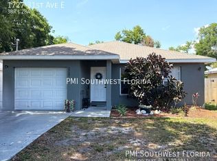 1727 31st Ave E, Bradenton, FL 34208
