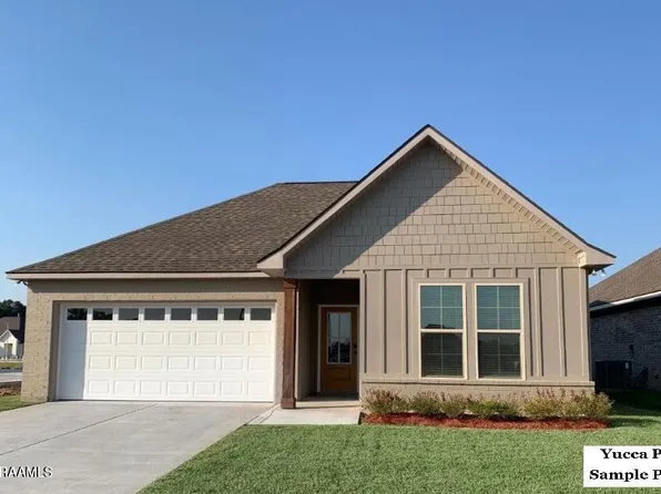 106 Crescent Row, Broussard, LA 70518