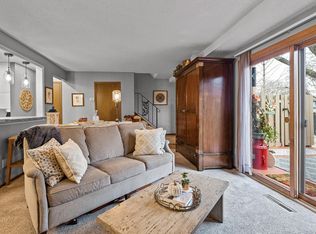 2427 Unity Ave N, Golden Valley, MN 55422