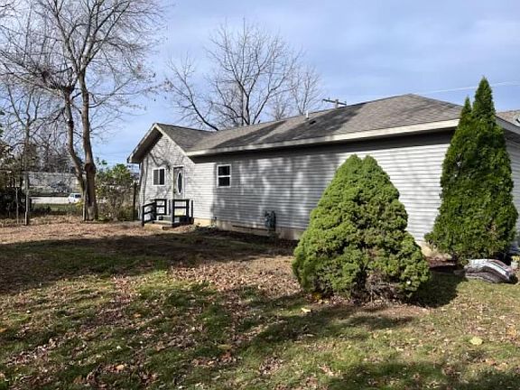 2nd image of 7036 Welles St