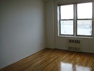 5th image of 14205 Roosevelt Ave APT 510