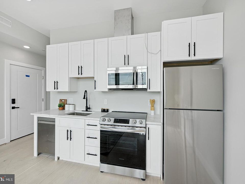 1st image of 2213 M St NE #7