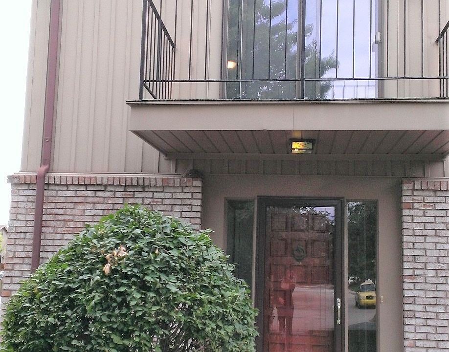 1st image of 41728 Bedford Dr