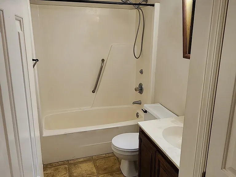 461 Bramblewood Ln — Photo 29