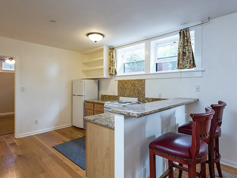 The Sterling — Photo 12