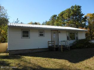 19 Lupine Ln, Queensbury, NY 12804