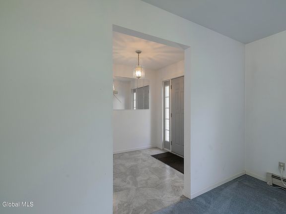 3rd image of 27 Miller Avenue