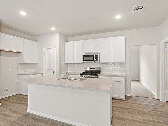 3rd image of 21926 Pecan Buff Dr