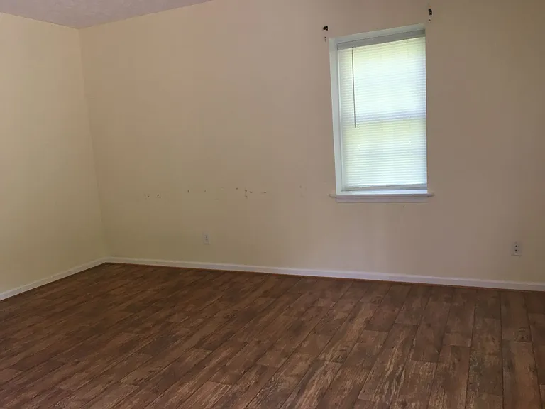 107-111 Aidens Way — Photo 3