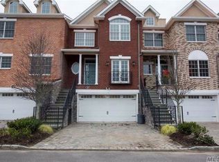 15 The Preserve, Woodbury, NY 11797