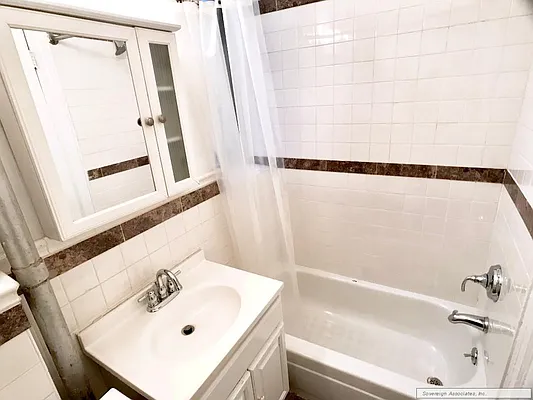 Rented by Sovereign Associates | media 12