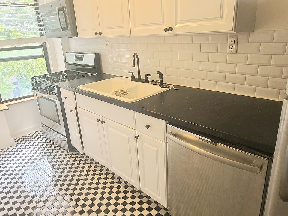 1st image of 280 Stuyvesant Ave #2