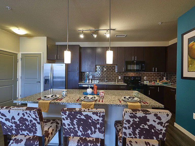 HiLine at Littleton Commons — Photo 2