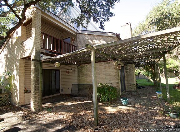 5th image of 14814 Canonero St