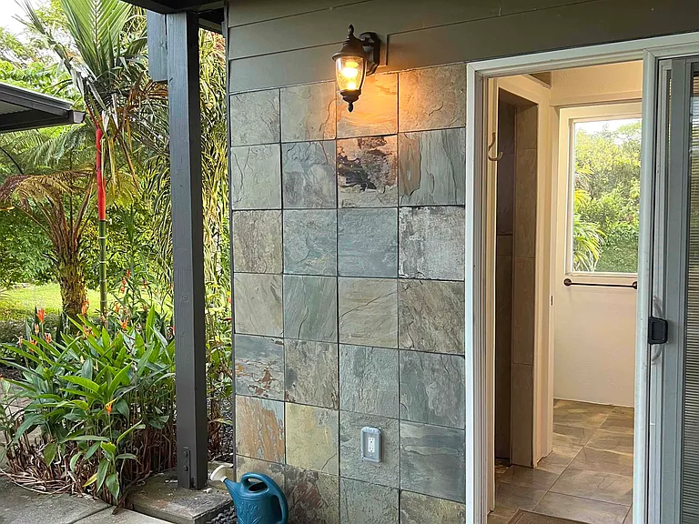 Downstairs private entryway and lanai