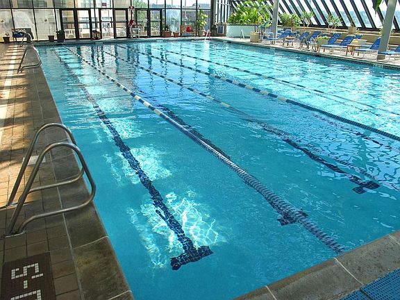 4th image of 7002 Boulevard East #8F