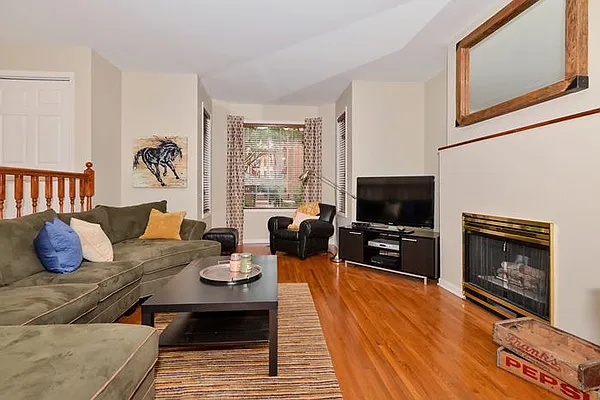 Sold by RE/MAX Gold Coast Realty | media 5