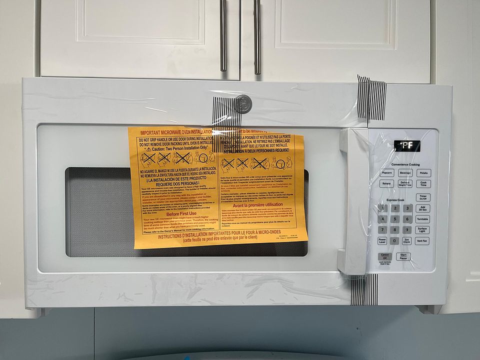 New Micro-wave oven